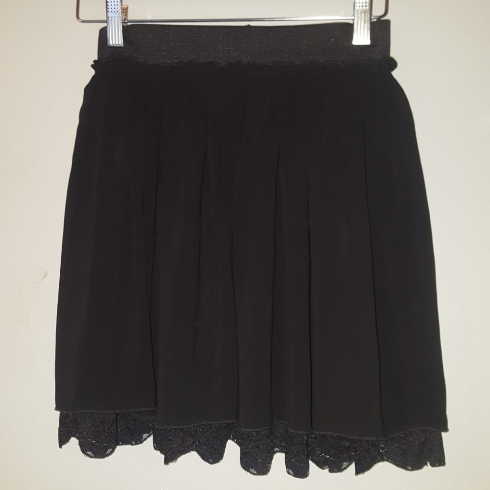 Kardahian Kollections Black Lace Skirt